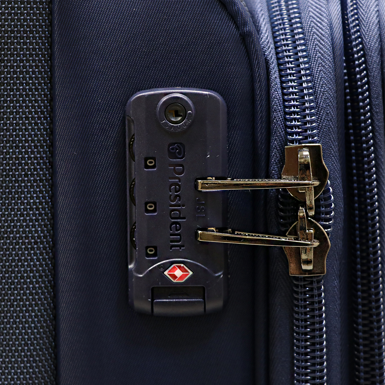 آیا می دانید قفل های تی اس ای (TSA LOCK) کلید ندارد؟